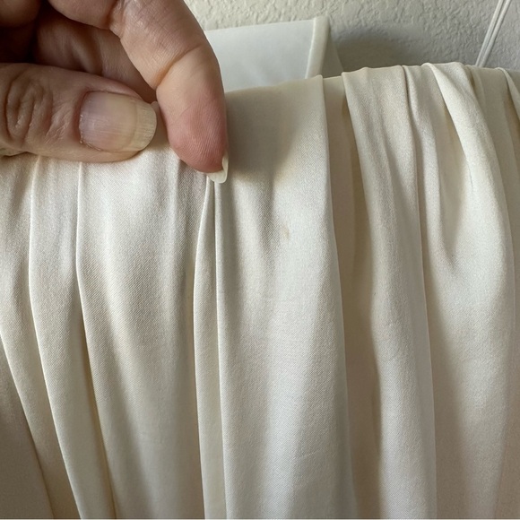 Alexis Alfi Ruffled High Low Dress Gown White SZ L - Picture 6 of 11